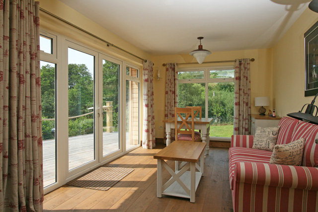 Sitting room with loch views 